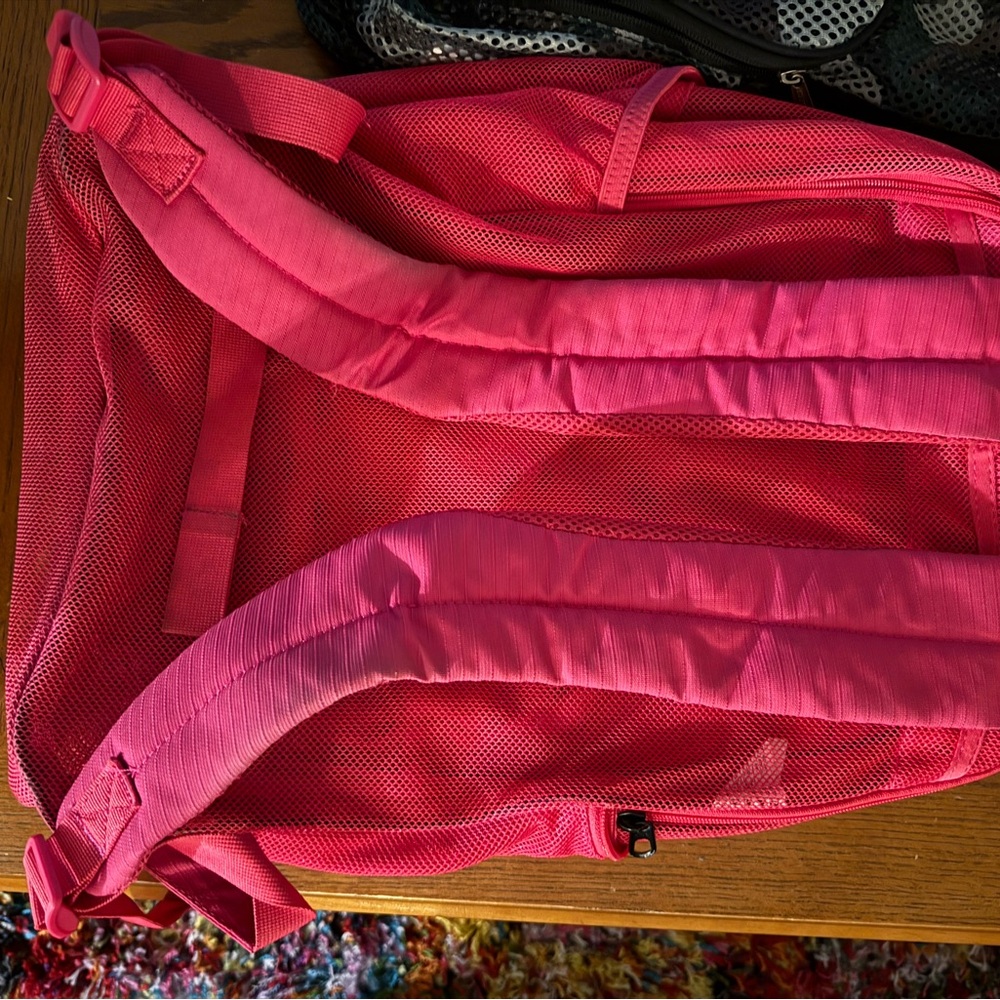 Nike Pink Mesh Backpack (+ free camo backpack) - Picture 6 of 7
